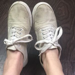 Van lookalike shoes